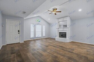 1820 Overland St in Fort Worth, TX - Building Photo - Building Photo