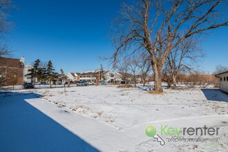 9220 E Osie St in Wichita, KS - Building Photo - Building Photo