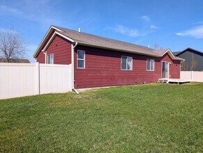 475 Triple Creek Dr in Kalispell, MT - Building Photo - Building Photo