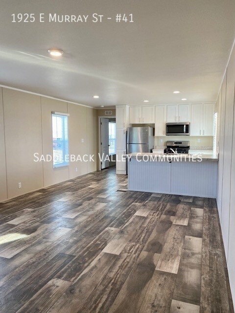 property at 1925 E Murray St