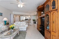 4825 Gulf of Mexico Dr in Longboat Key, FL - Foto de edificio - Building Photo