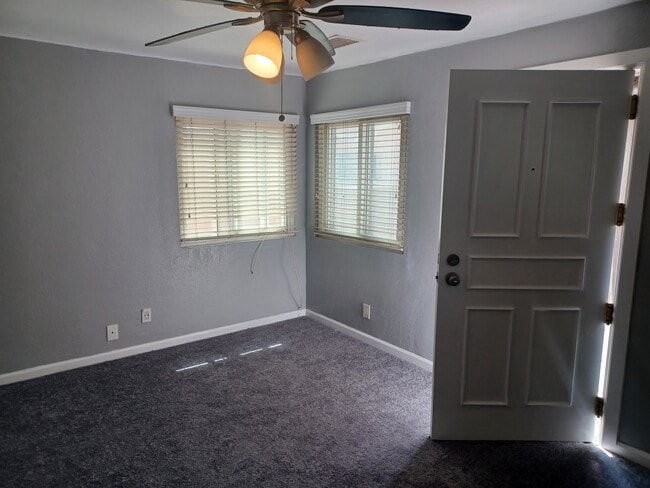 221 W Hillcrest Blvd, Unit HILLCREST