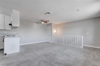 1438 Lorilyn Ave in Las Vegas, NV - Building Photo - Building Photo
