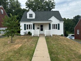 4813 Clover Ln in West Mifflin, PA - Building Photo