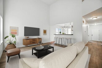 2380 Oaktree Pl in Cincinnati, OH - Building Photo - Building Photo