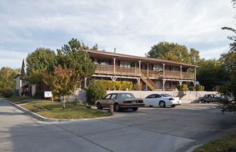 The Southwind Apartments in Tulsa, OK - Building Photo - Building Photo