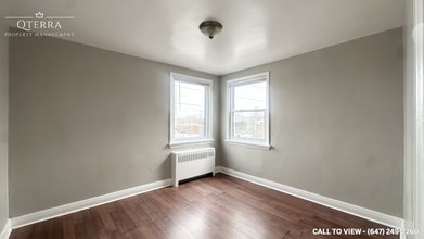 1007 Adelaide St N in London, ON - Building Photo - Building Photo