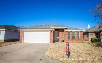 2214 100th St in Lubbock, TX - Building Photo - Building Photo