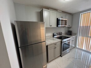 4881 Collwood Blvd in San Diego, CA - Building Photo - Building Photo