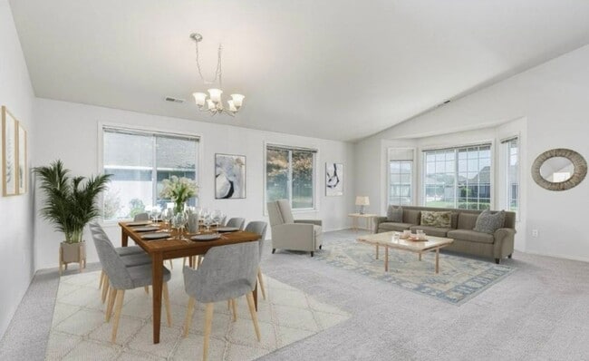 8007 Redonda Dr in Pasco, WA - Building Photo - Building Photo