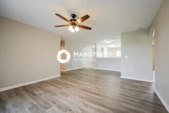 128 Shadow Lakes Dr in Lehigh Acres, FL - Building Photo - Building Photo
