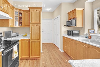 47470 Chartwell Dr in Chilliwack, BC - Building Photo - Building Photo