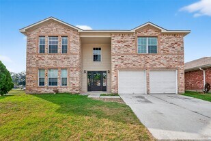14311 Glade Point Dr in Cypress, TX - Building Photo