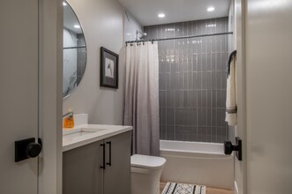 4434 S Drexel Blvd in Chicago, IL - Foto de edificio - Building Photo