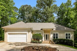 4048 Golfview Ct in Villa Rica, GA - Building Photo