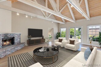 512 S Granados Ave in Solana Beach, CA - Building Photo - Building Photo