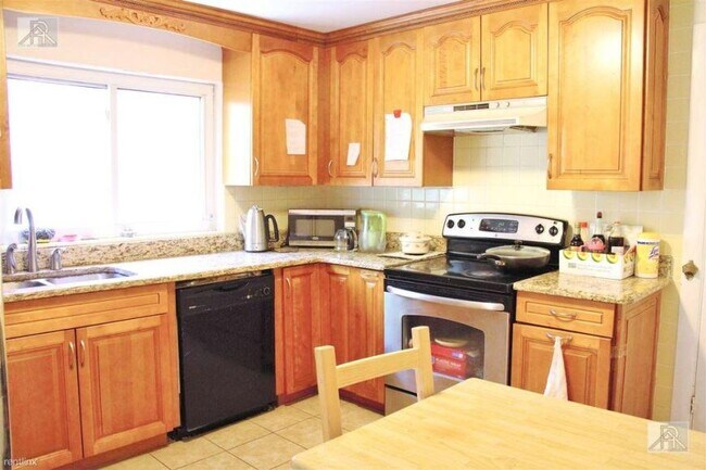 property at 106 Manet Rd