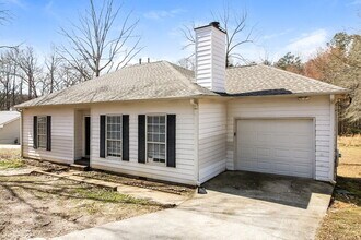 120 Mann Blvd in Stockbridge, GA - Building Photo - Building Photo