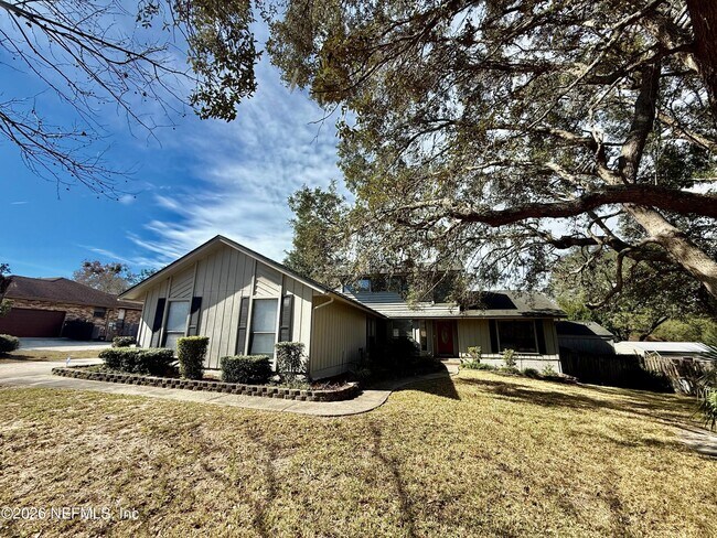 902 Lakeridge Dr in Orange Park, FL - Building Photo - Building Photo