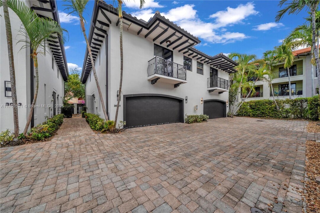 3041 Indiana St in Miami, FL - Building Photo