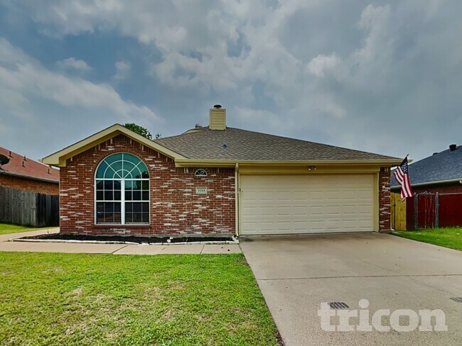 1214 Crooked Creek Ct in Midlothian, TX - Building Photo - Building Photo