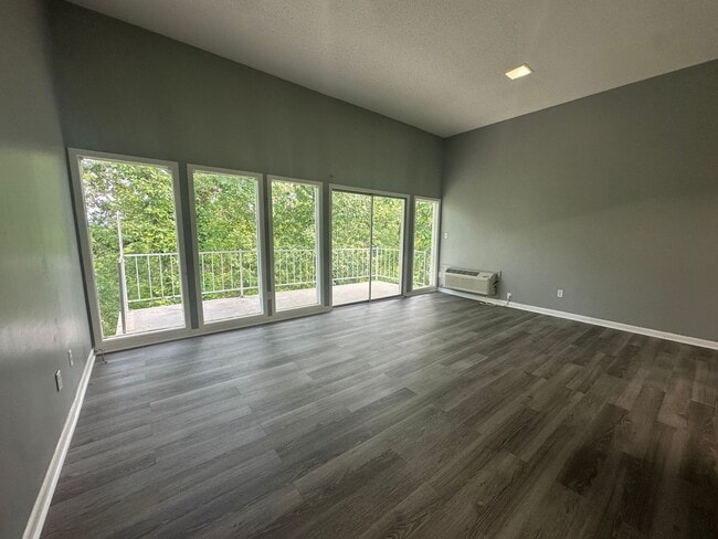4232 Aquarius Dr in Alpine, AL - Building Photo - Building Photo