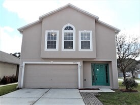 30126 Rattana Ct in Wesley Chapel, FL - Building Photo