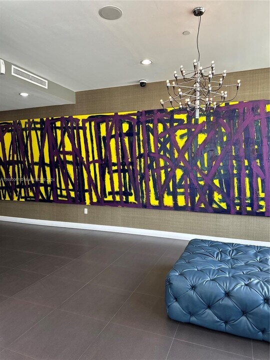 2100 Park Ave, Unit # 402 in Miami Beach, FL - Building Photo