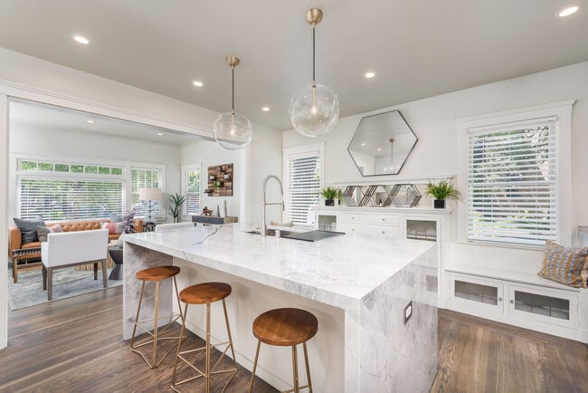 Luxury Spaces Midtown