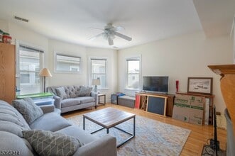 54 Franklin Pl in Summit, NJ - Building Photo - Building Photo