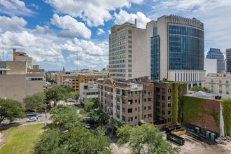 404 N Julia St in Jacksonville, FL - Foto de edificio - Building Photo