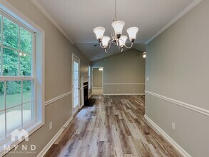 2443 Hawk Ridge Dr in Gastonia, NC - Building Photo - Building Photo