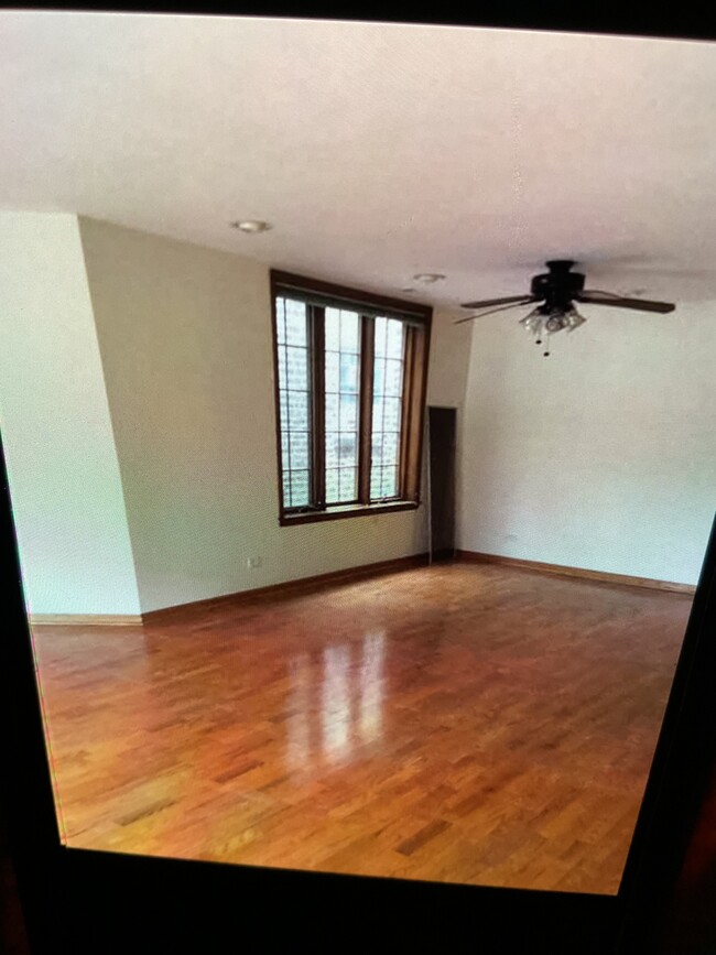 933 S Western Ave, Unit #2