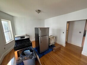 420 Talbot Ave, Unit Unit 1 in Boston, MA - Building Photo - Building Photo