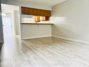 800 S Azusa Ave in Azusa, CA - Building Photo - Building Photo