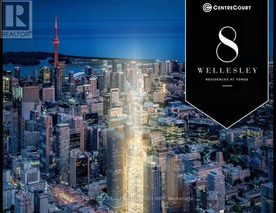 8-3818 Wellesley St W in Toronto, ON - Building Photo