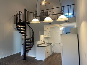 1 Snowbird Ct in Vernon, NJ - Building Photo - Building Photo
