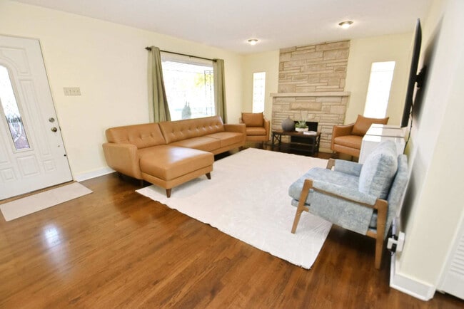 426 E Pokagon St in South Bend, IN - Building Photo - Building Photo