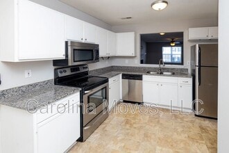 112 Brushy Hollow Ln in Greer, SC - Building Photo - Building Photo