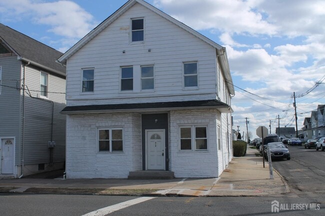 property at 519 Roosevelt Ave