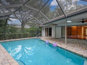 1612 Pine Harrier Cir in Sarasota, FL - Building Photo - Building Photo