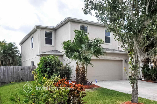 4756 Flatbush Ave in Sarasota, FL - Building Photo - Building Photo
