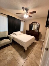 11394 SW 65th St in Miami, FL - Building Photo - Building Photo