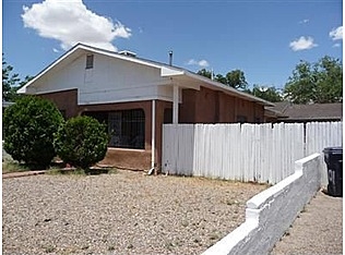 1101 Coal Ave SW in Albuquerque, NM - Building Photo - Building Photo