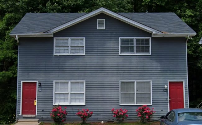 208 Stephen Dr, Unit 208