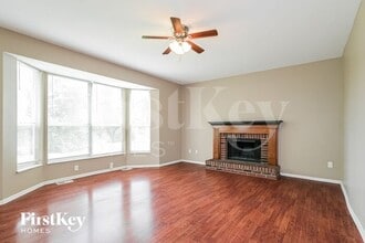 16727 N Fork Ridge Dr in Florissant, MO - Building Photo - Building Photo
