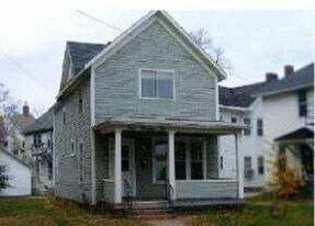 410 Congress St in Eau Claire, WI - Building Photo