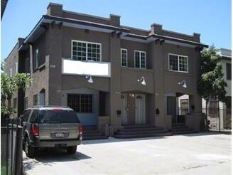 854-856 W 40th Pl in Los Angeles, CA - Foto de edificio