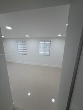 3421 NW 177th Terrace in Miami Gardens, FL - Foto de edificio - Building Photo