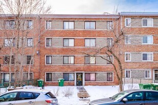 140 Windsor Av in Lachine, QC - Building Photo